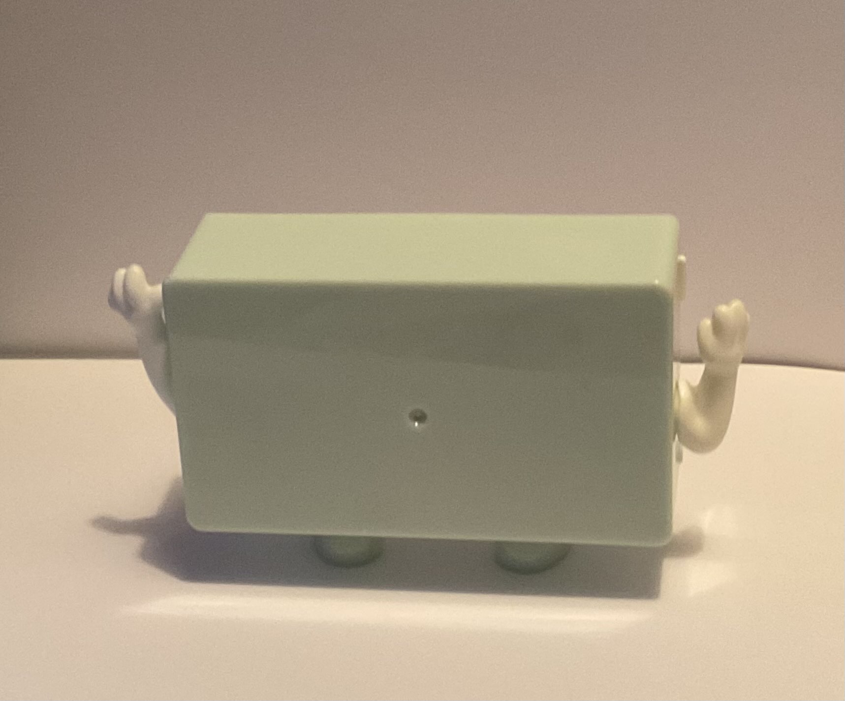 Back facing Monopoly Mcdonalds toy.